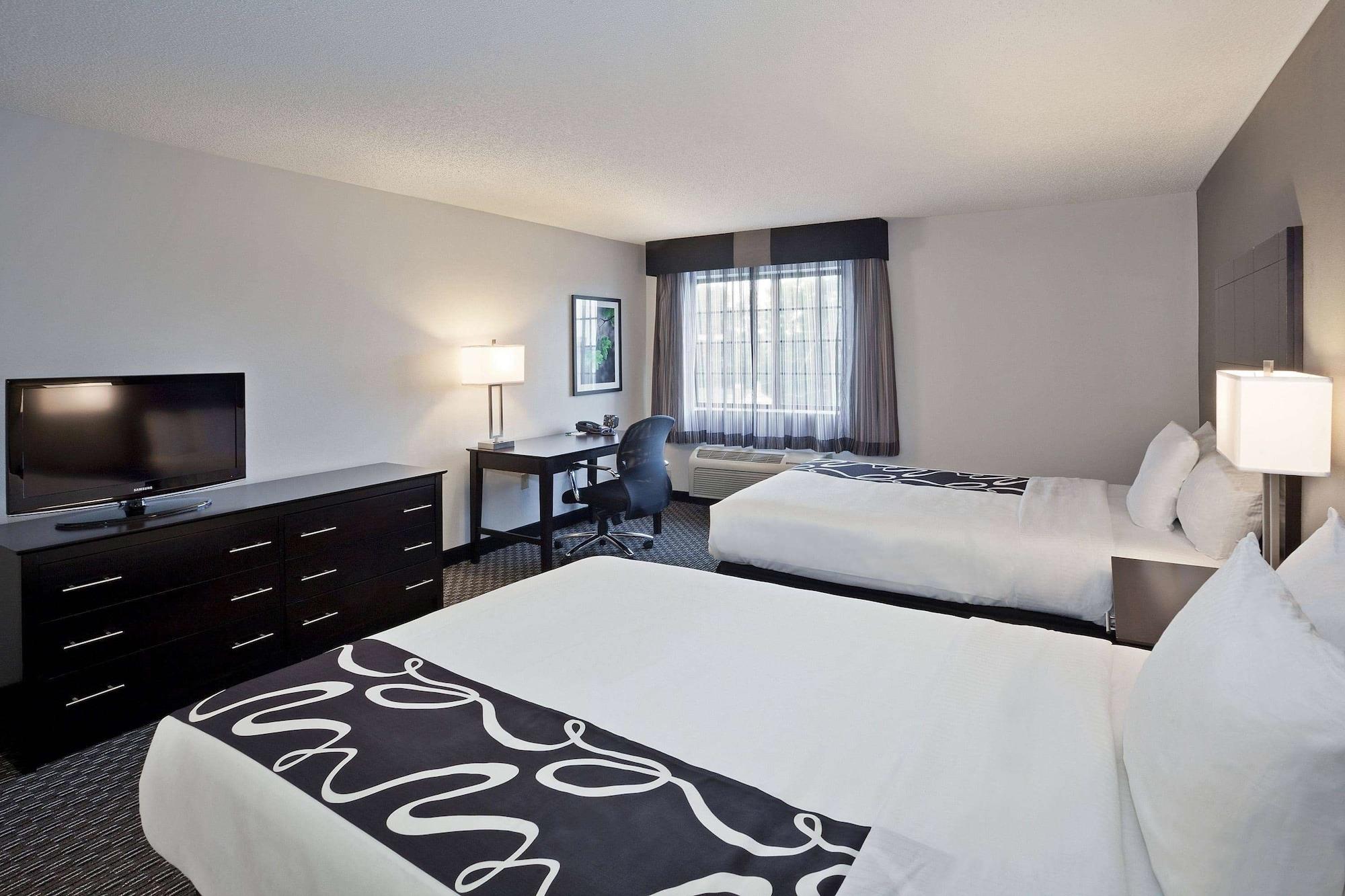 La Quinta By Wyndham Cleveland Macedonia Hotell Exteriör bild