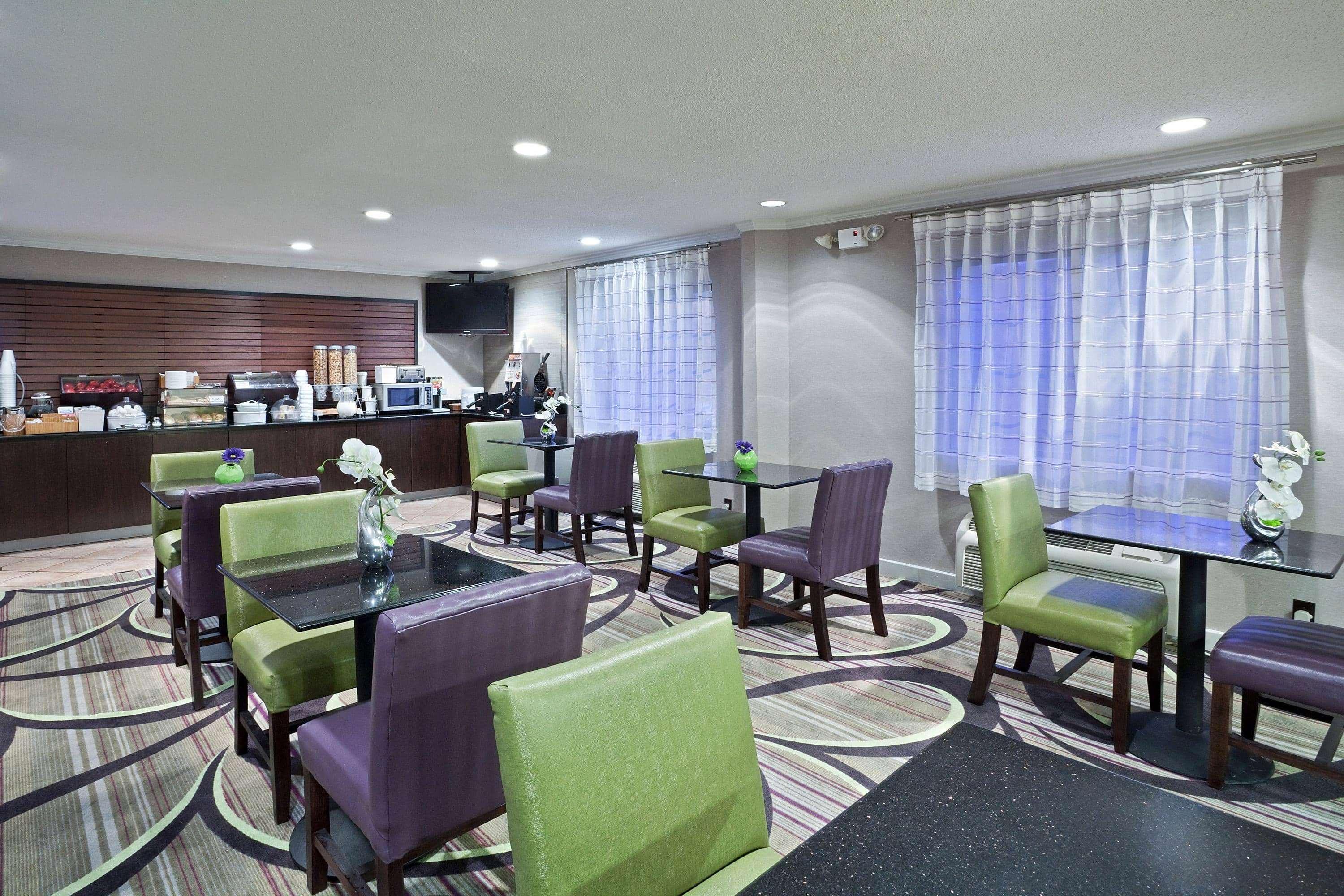 La Quinta By Wyndham Cleveland Macedonia Hotell Exteriör bild