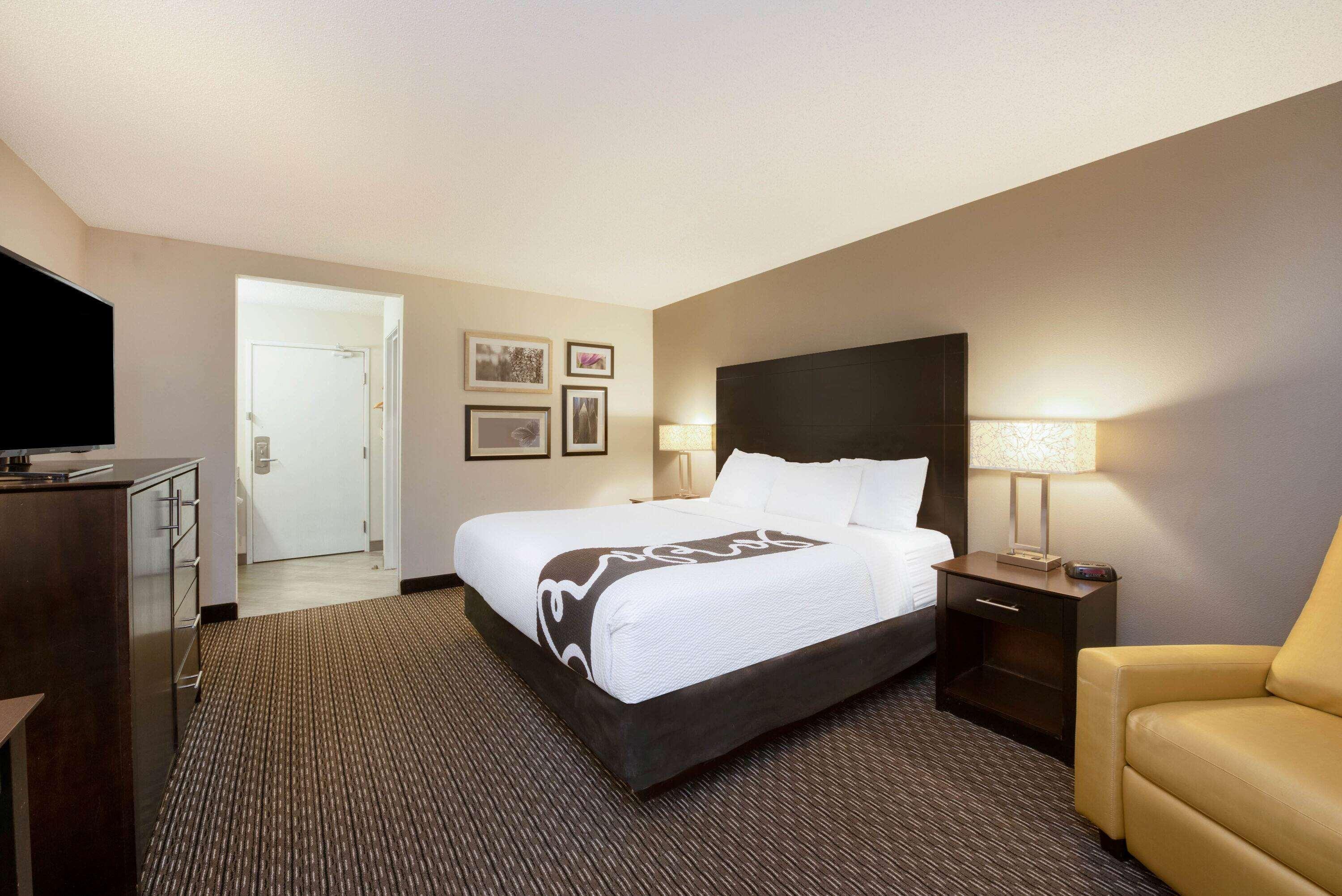 La Quinta By Wyndham Cleveland Macedonia Hotell Exteriör bild