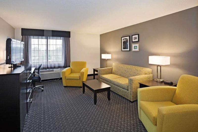 La Quinta By Wyndham Cleveland Macedonia Hotell Exteriör bild